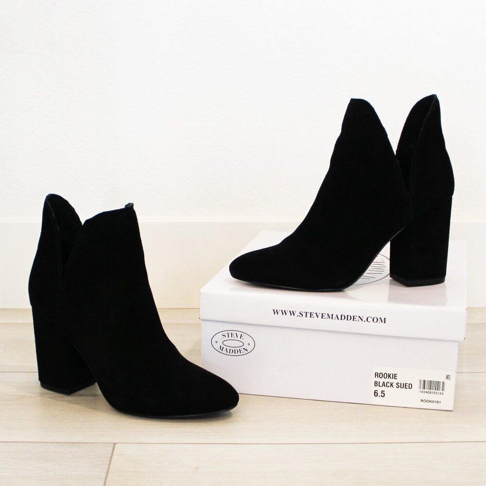 NEW Steve Madden Rookie Black Suede Side Notch Fashion Booties w/ Box, Size 6.5